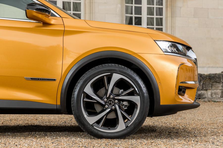 Детали экстерьера DS 7 Crossback (X74) 2017 года  (WW) (фото 63 из 81)